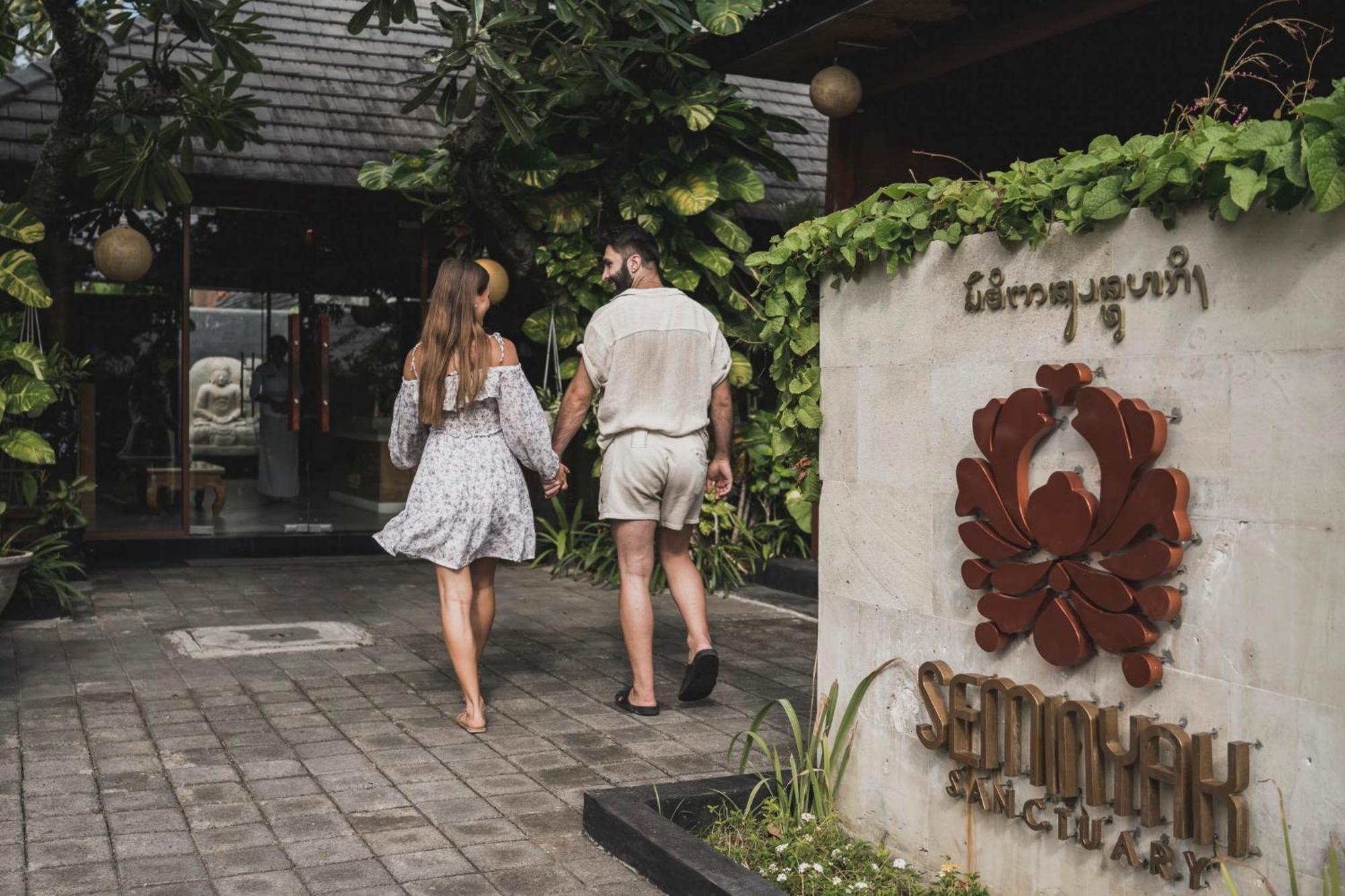 Seminyak Sanctuary Villa By Ini Vie Hospitality Легиан Екстериор снимка
