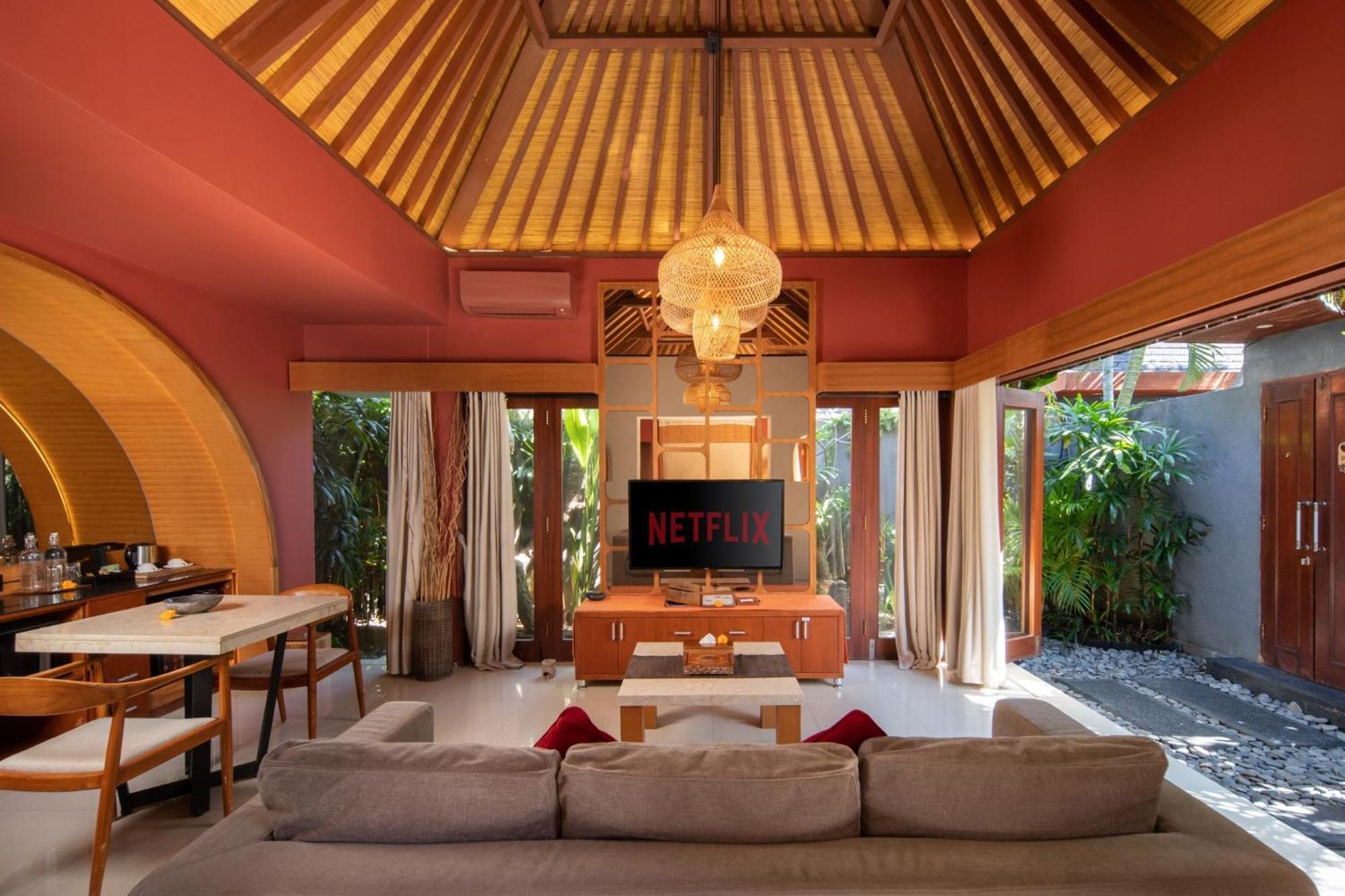 Seminyak Sanctuary Villa By Ini Vie Hospitality Легиан Екстериор снимка