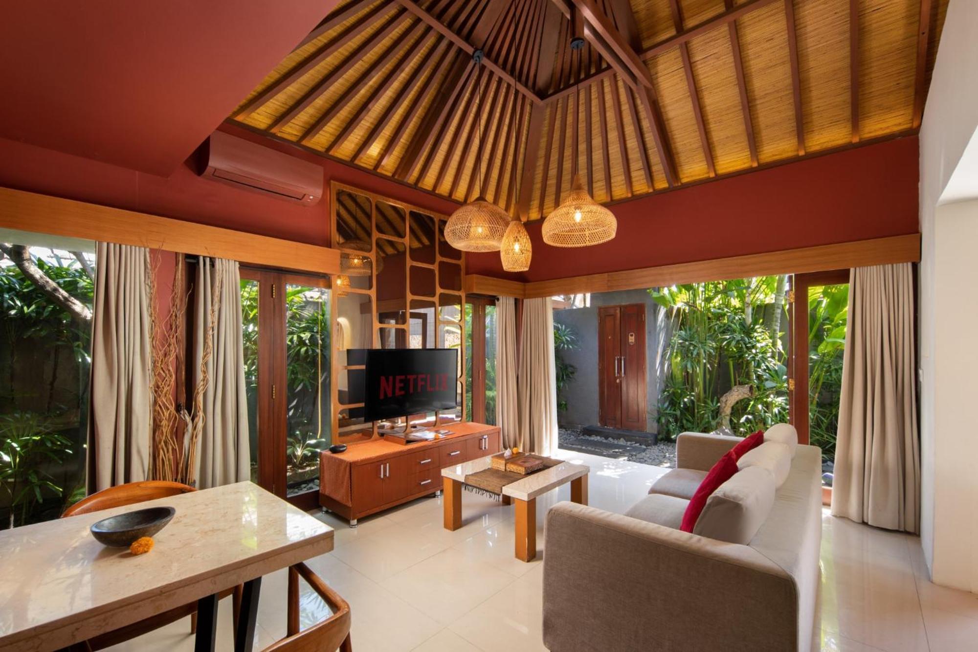 Seminyak Sanctuary Villa By Ini Vie Hospitality Легиан Екстериор снимка